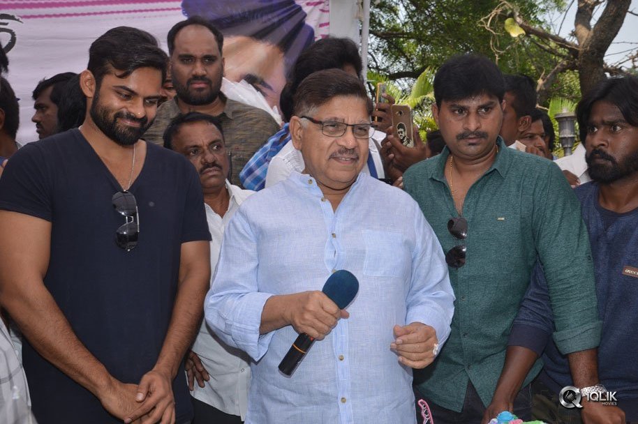 Ram-Charan-Birthday-Celebrations-At-Chiranjeevi-Blood-Bank